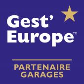 GEG - PHOTO PROFIL FOND BLEU.jpg